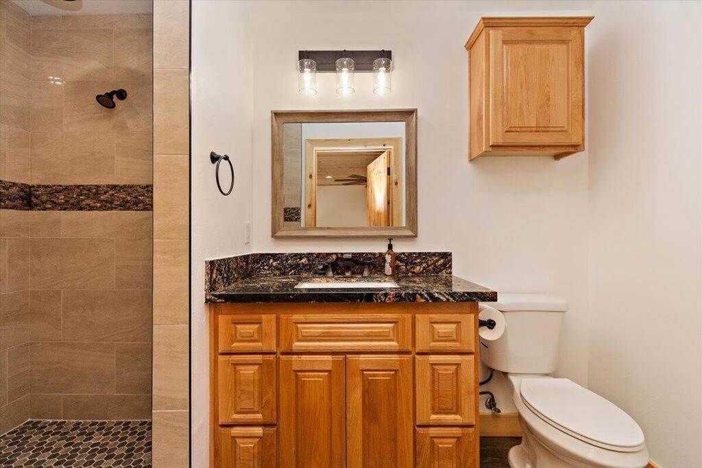 Modern Family Cabin Mins To Lake, Slopes & Hikes Big Bear City Exterior foto