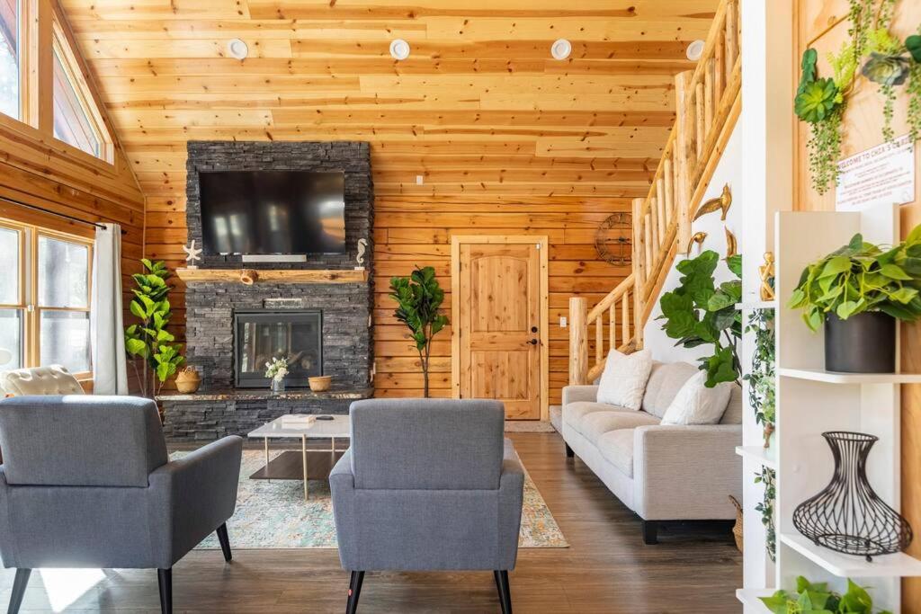 Modern Family Cabin Mins To Lake, Slopes & Hikes Big Bear City Exterior foto