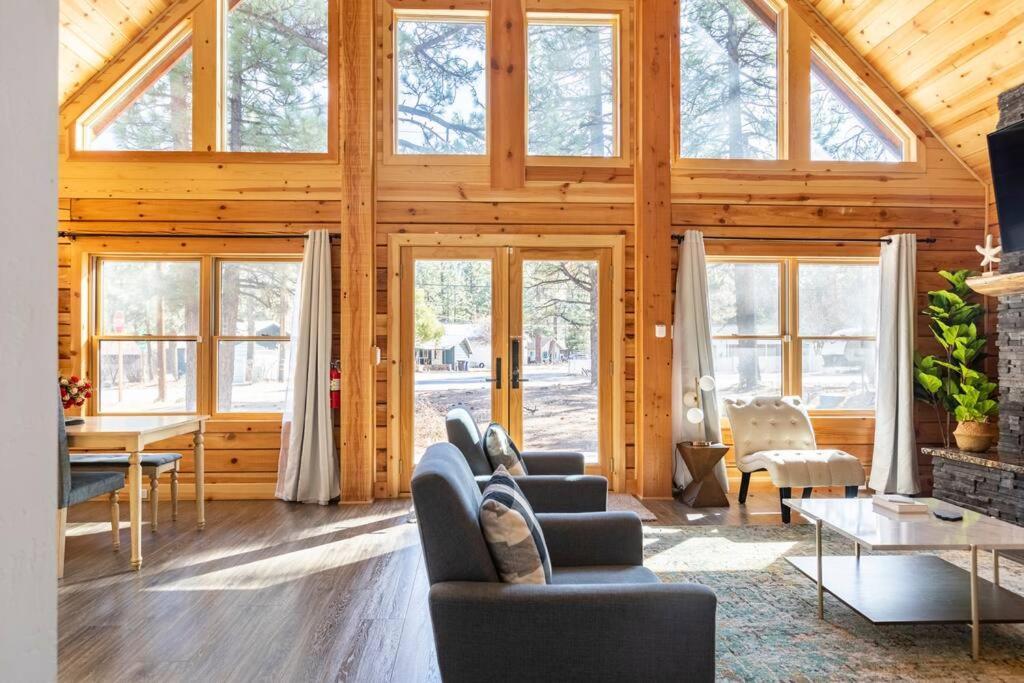 Modern Family Cabin Mins To Lake, Slopes & Hikes Big Bear City Exterior foto